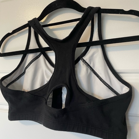 Bras 38. Racerback. - Picture 2 of 10